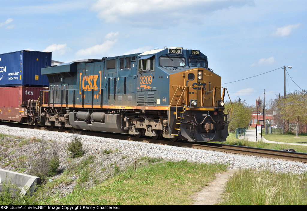 CSXT 3209 I198-29